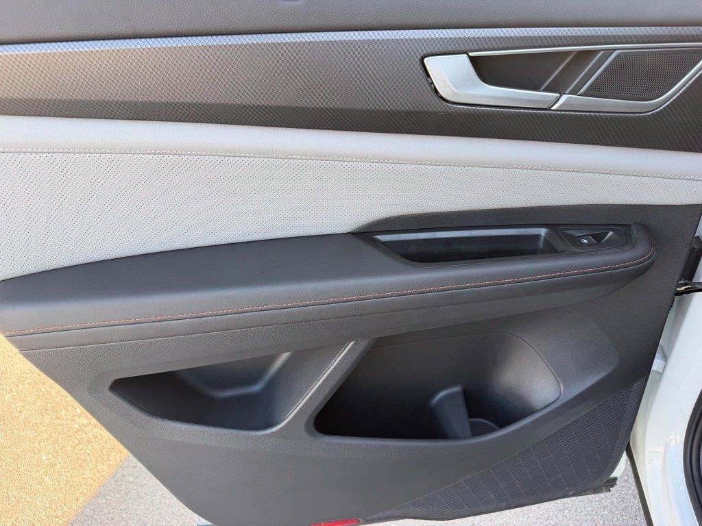 2024 Volkswagen Atlas 2.0T Peak Edition SEL