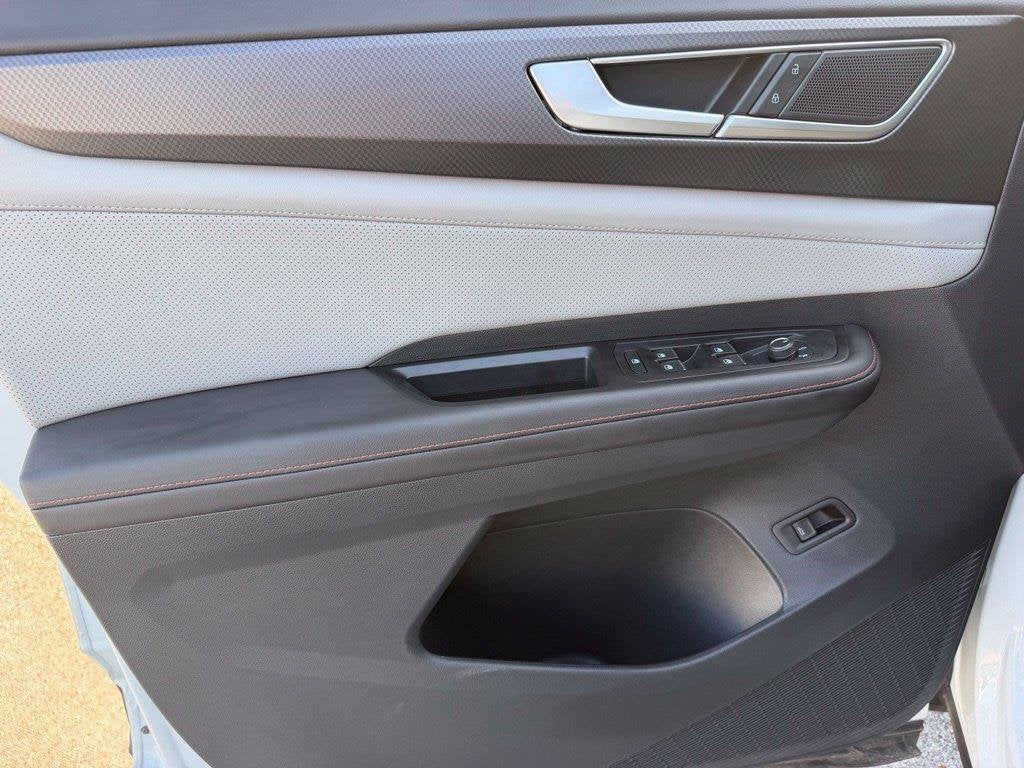 2024 Volkswagen Atlas 2.0T Peak Edition SEL