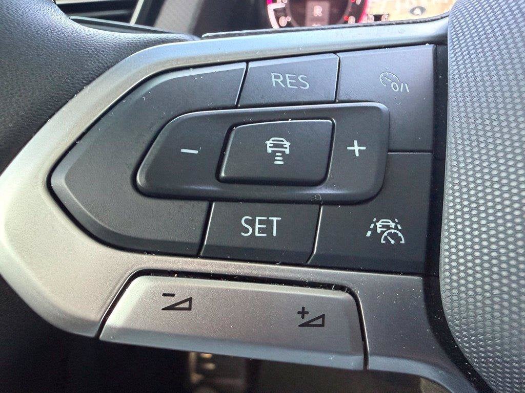 2024 Volkswagen Atlas 2.0T Peak Edition SEL