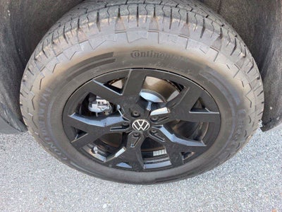 2024 Volkswagen Atlas 2.0T Peak Edition SEL
