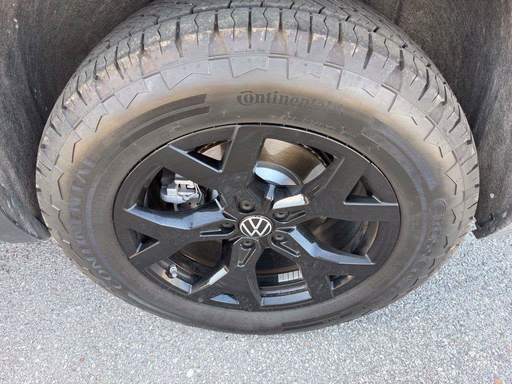 2024 Volkswagen Atlas 2.0T Peak Edition SEL
