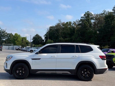 2024 Volkswagen Atlas 2.0T Peak Edition SEL