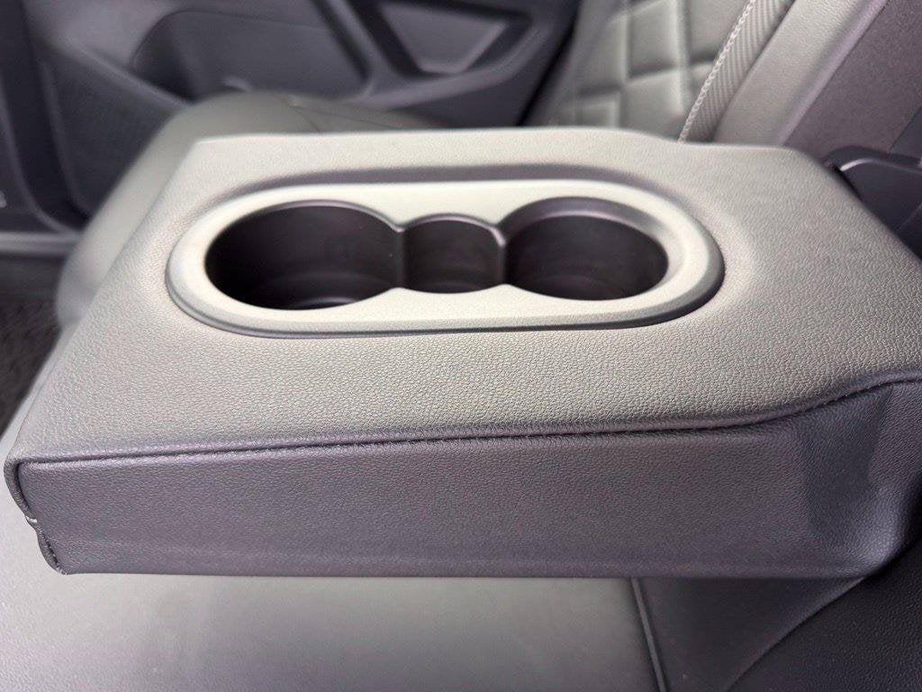 2026 Volkswagen Atlas Cross Sport SE w/Technology