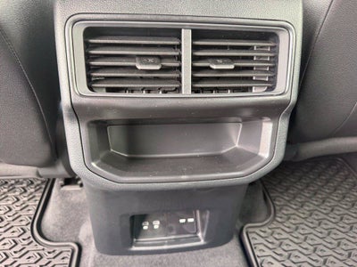 2026 Volkswagen Atlas Cross Sport SE w/Technology
