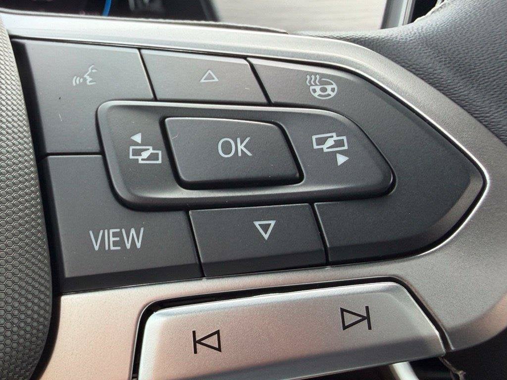 2026 Volkswagen Atlas Cross Sport SE w/Technology