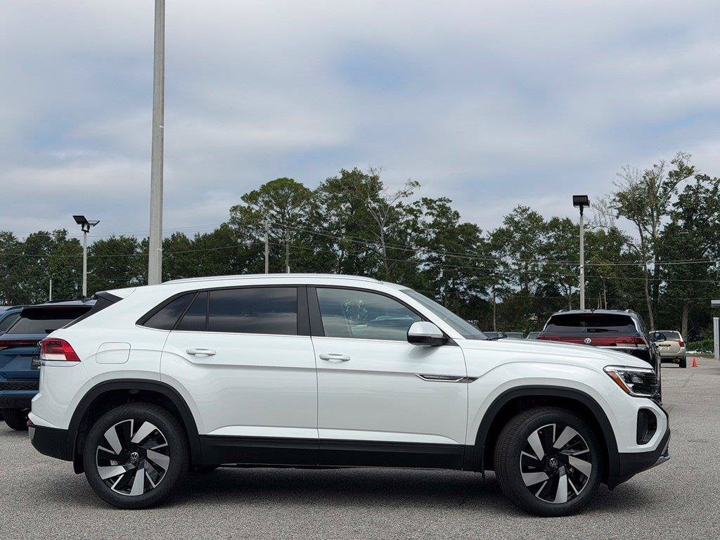 2026 Volkswagen Atlas Cross Sport SE w/Technology