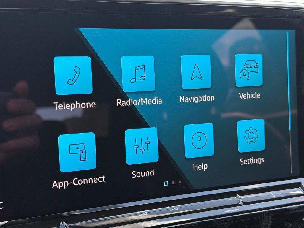 2026 Volkswagen Atlas Cross Sport SE w/Technology
