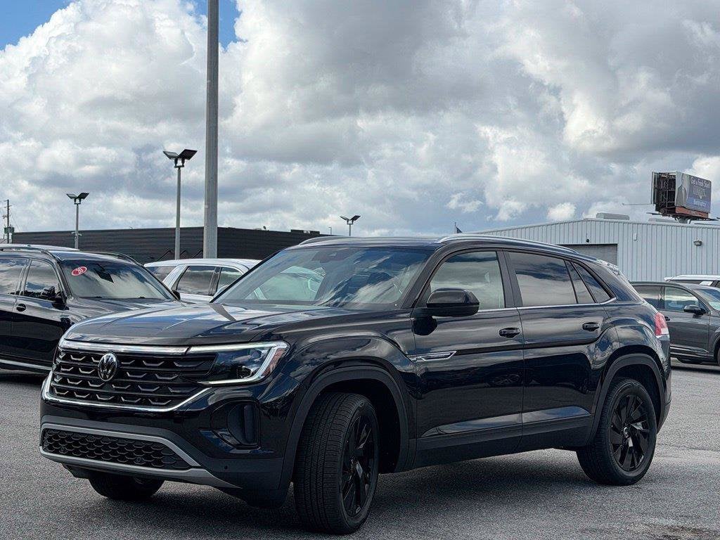 2026 Volkswagen Atlas Cross Sport SE w/Technology