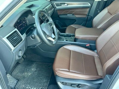2022 Volkswagen Atlas 3.6L V6 SE w/Technology