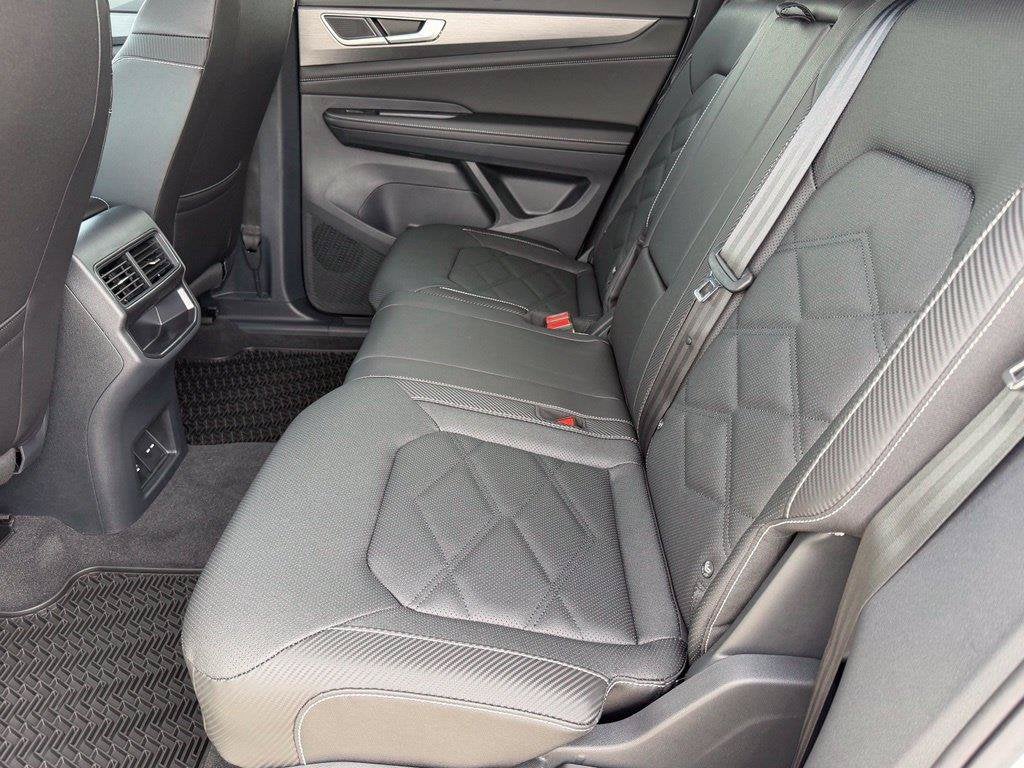 2026 Volkswagen Atlas Cross Sport SE w/Technology