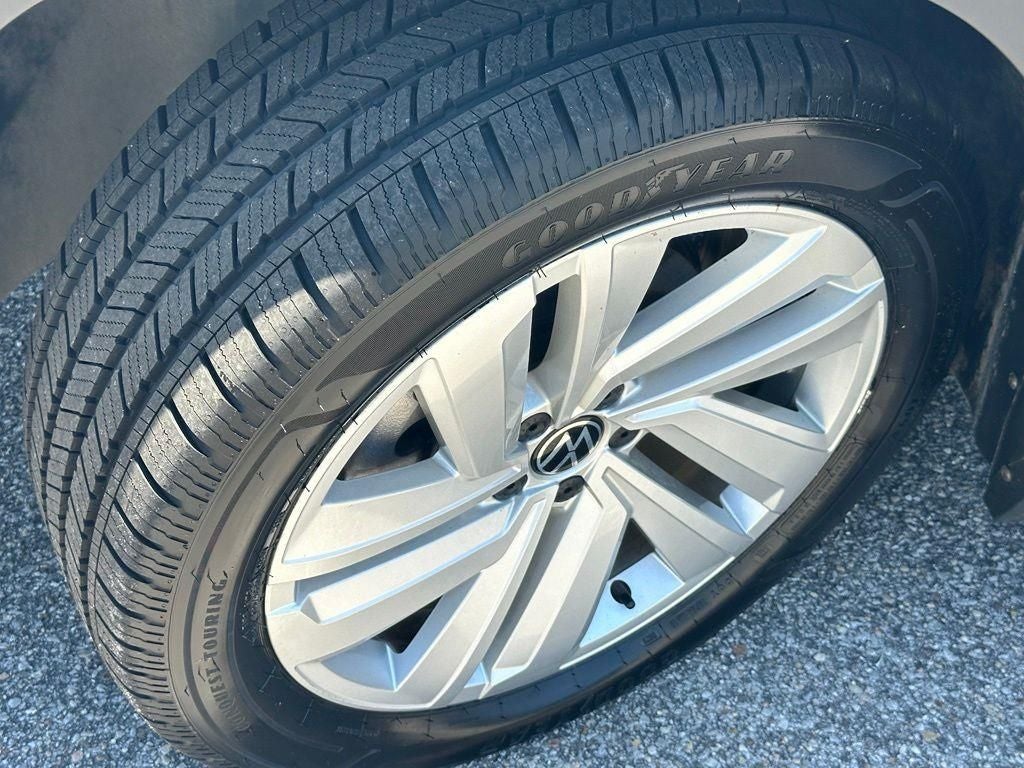 2023 Volkswagen Atlas Cross Sport 3.6L V6 SE w/Technology