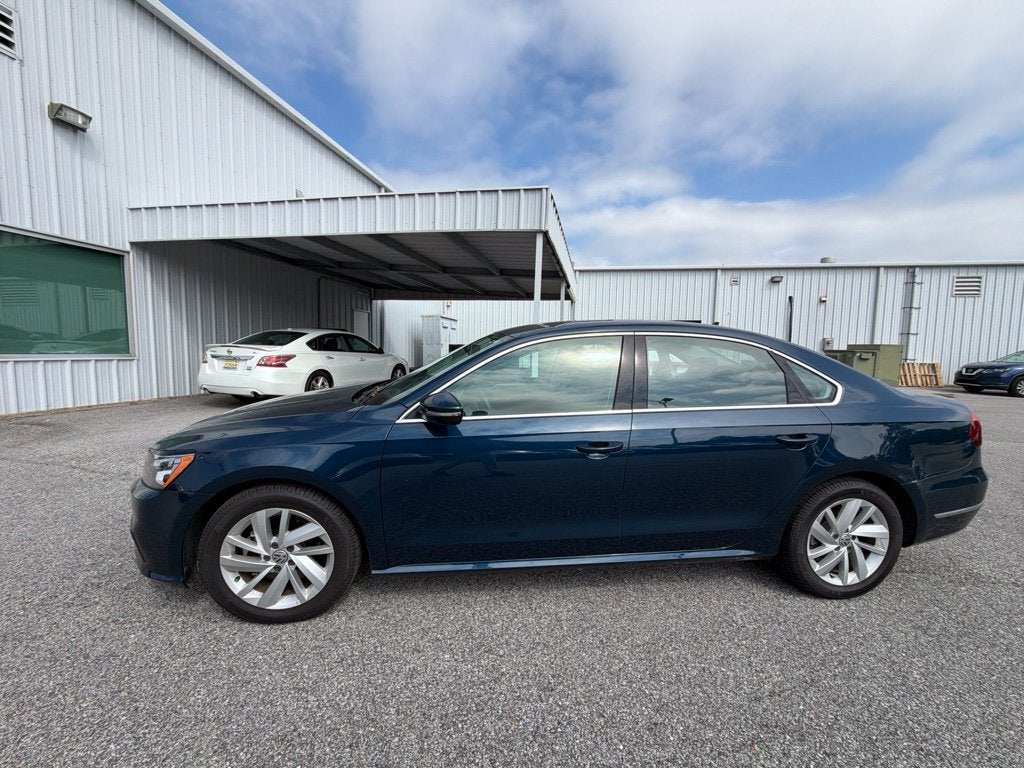 2018 Volkswagen Passat Base