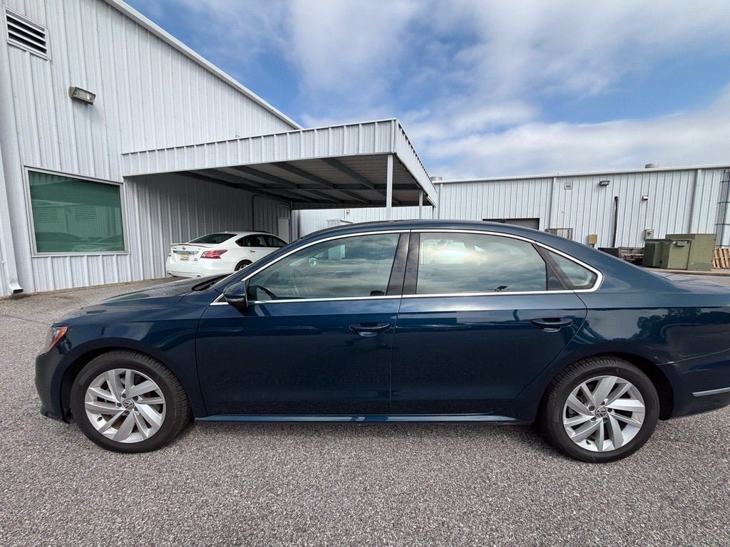 2018 Volkswagen Passat Base
