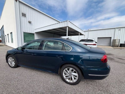 2018 Volkswagen Passat Base