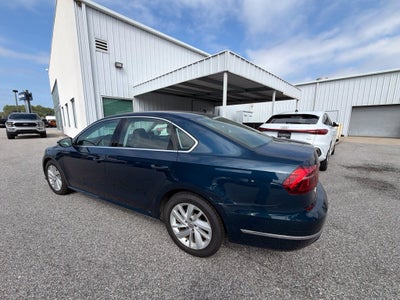 2018 Volkswagen Passat Base