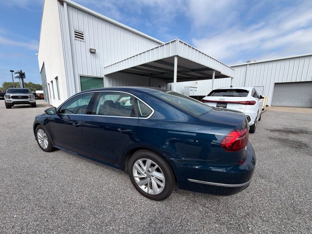 2018 Volkswagen Passat Base