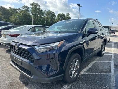 2024 Toyota RAV4 XLE