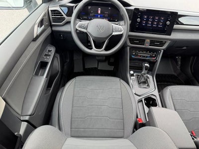 2026 Volkswagen Taos 1.5T SE Black