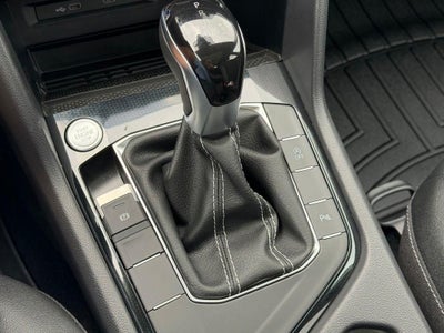 2026 Volkswagen Taos 1.5T SE Black