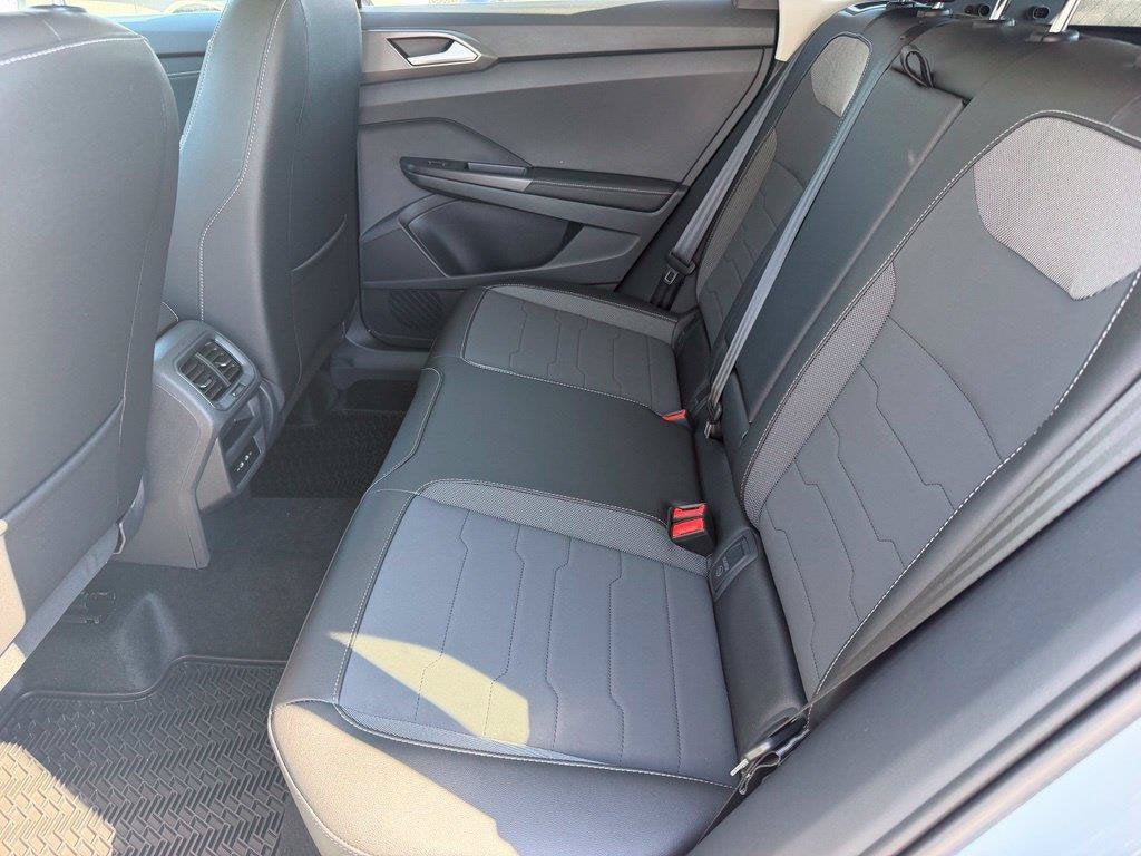 2027 Volkswagen Taos 1.5T SE Black