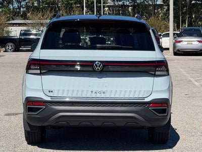 2027 Volkswagen Taos 1.5T SE Black
