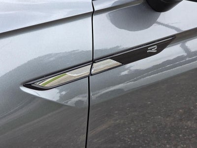 2022 Volkswagen Tiguan 2.0T SEL R-Line