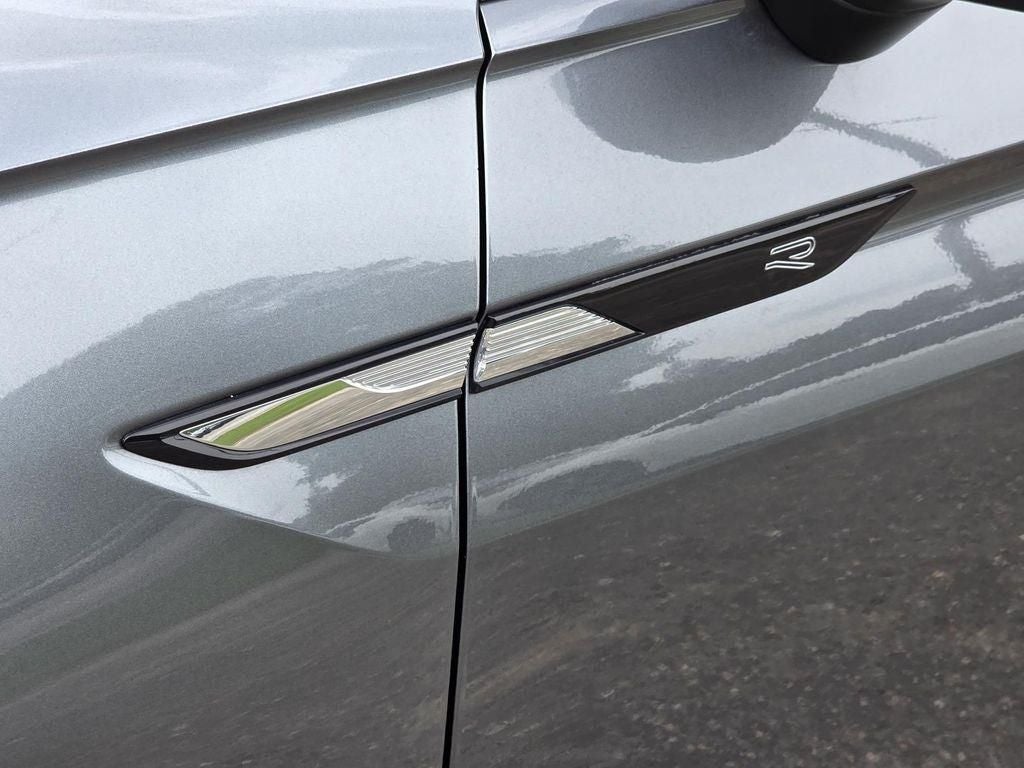 2022 Volkswagen Tiguan 2.0T SEL R-Line