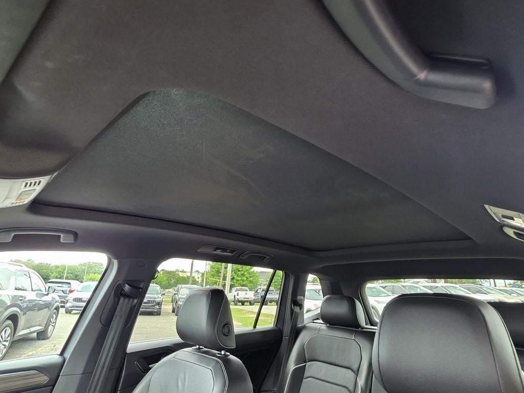 2022 Volkswagen Tiguan 2.0T SEL R-Line
