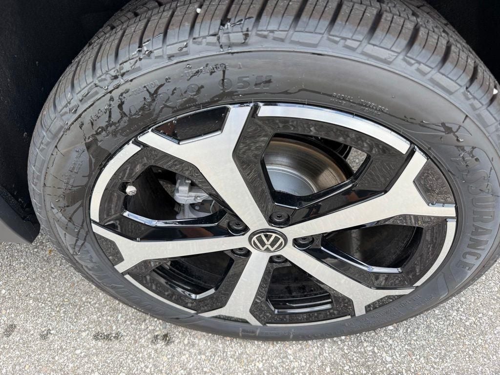 2026 Volkswagen Taos 1.5T SEL