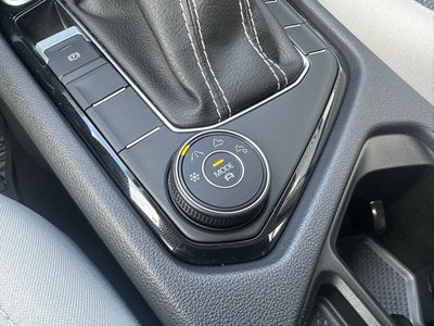 2025 Volkswagen Taos 1.5T S