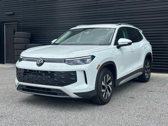 2025 Volkswagen Tiguan 2.0T S