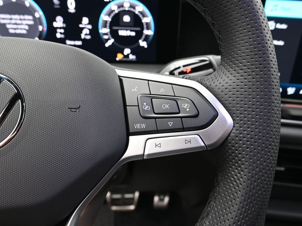 2026 Volkswagen Tiguan 2.0T SE R-Line Black