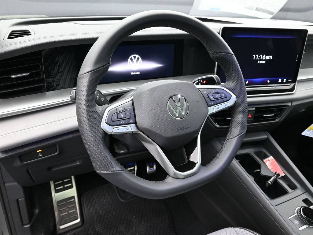 2026 Volkswagen Tiguan 2.0T SE R-Line Black