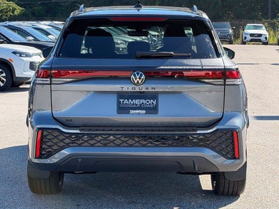 2026 Volkswagen Tiguan SE R-Line Black