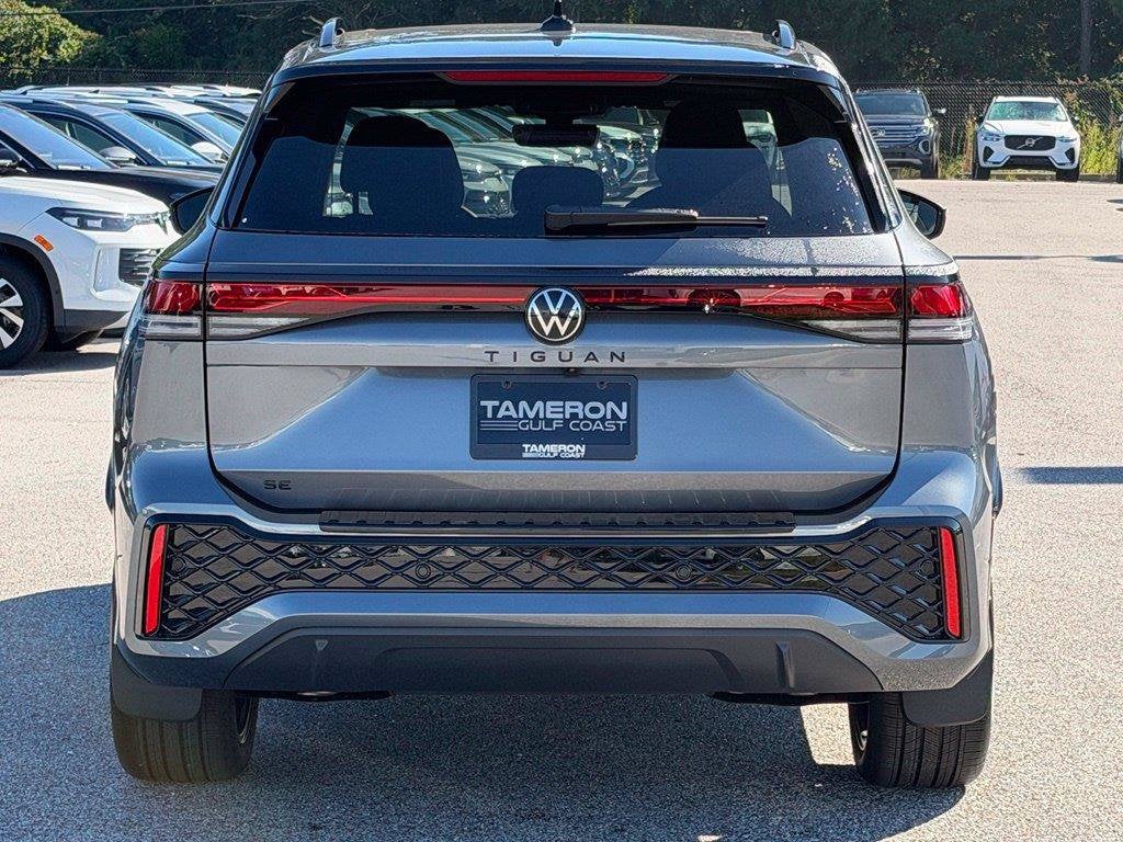 2026 Volkswagen Tiguan SE R-Line Black