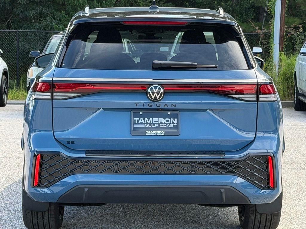 2026 Volkswagen Tiguan SE R-Line Black