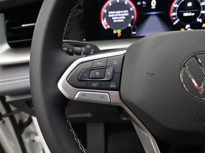 2025 Volkswagen Tiguan 2.0T SE