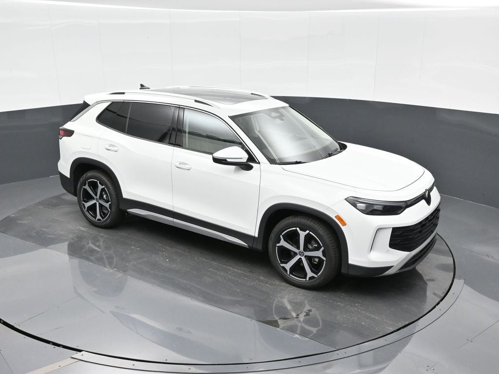 2025 Volkswagen Tiguan 2.0T SE