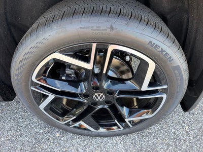 2026 Volkswagen Tiguan 2.0T SEL R-Line
