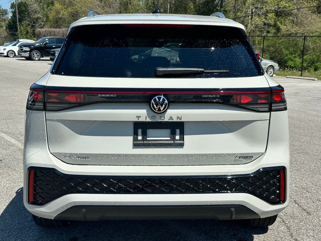 2026 Volkswagen Tiguan 2.0T SEL R-Line Turbo