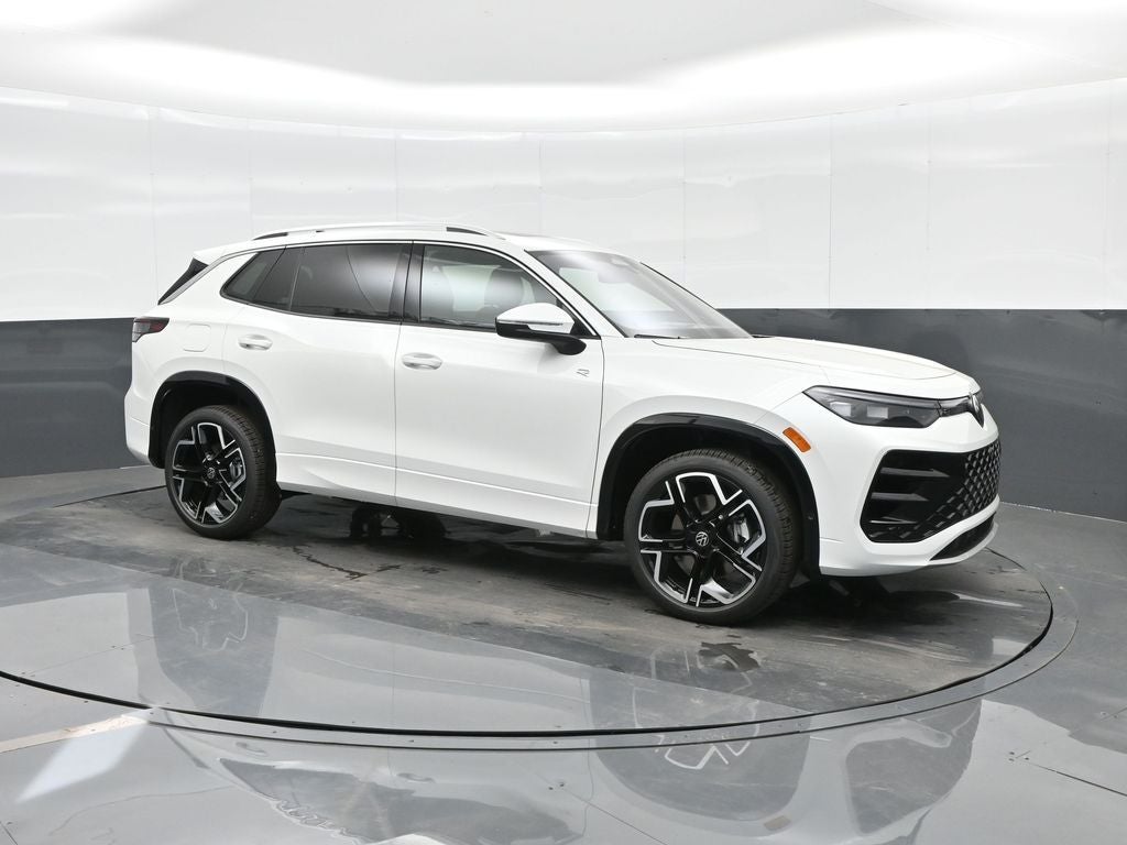 2026 Volkswagen Tiguan 2.0T SEL R-Line Turbo