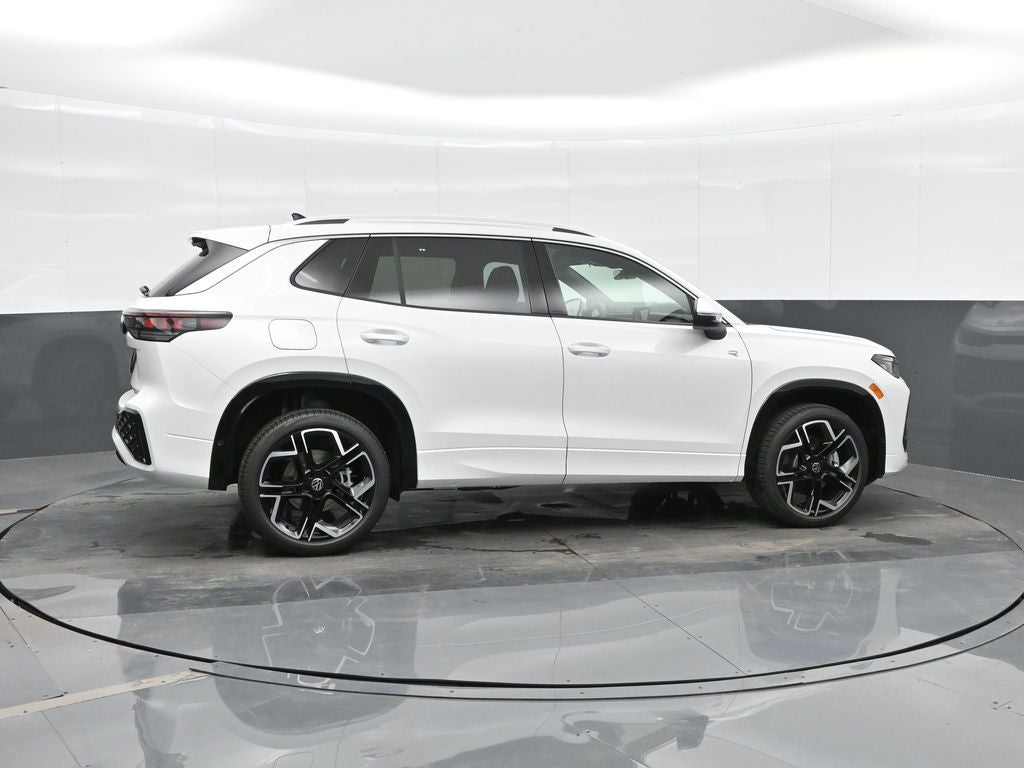 2026 Volkswagen Tiguan 2.0T SEL R-Line Turbo