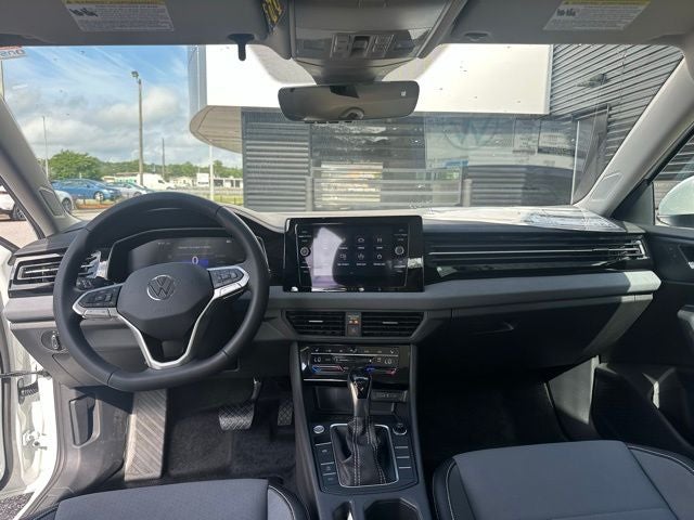 2025 Volkswagen Jetta 1.5T SE