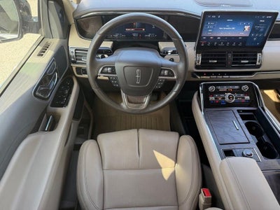 2022 Lincoln Navigator Standard