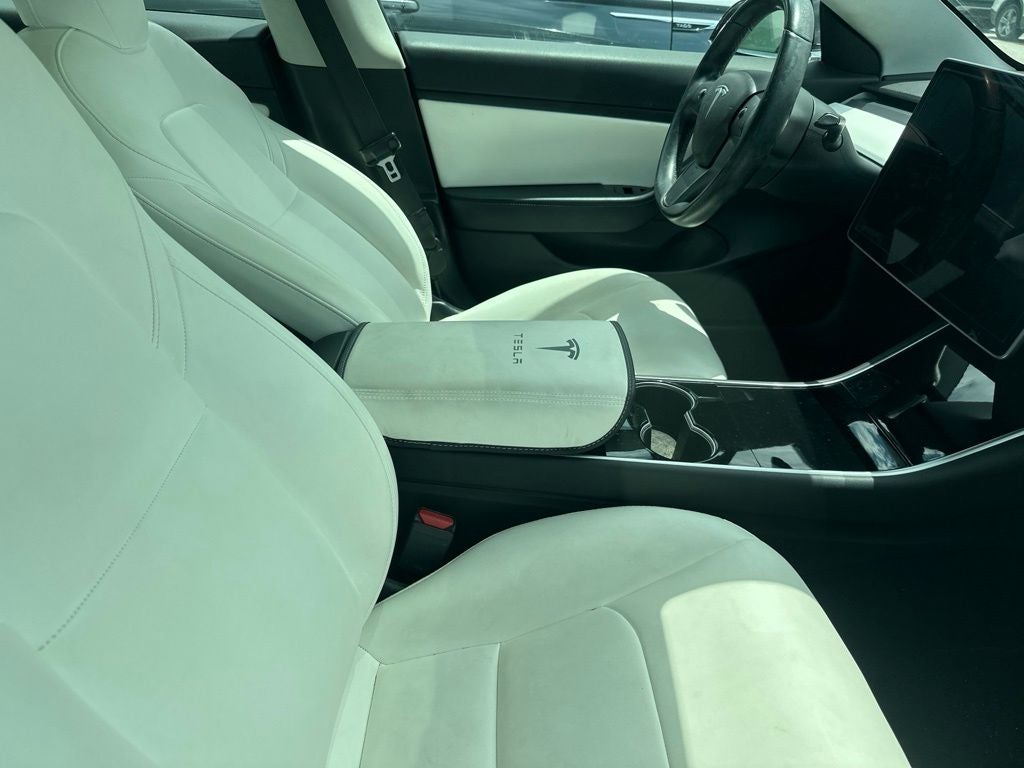 2019 Tesla Model 3 Mid Range