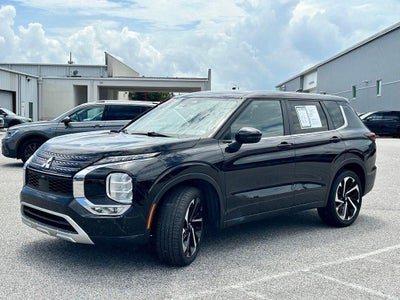 2024 Mitsubishi Outlander SE