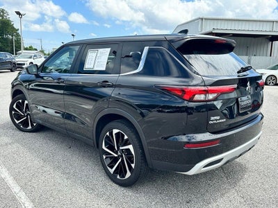 2024 Mitsubishi Outlander SE