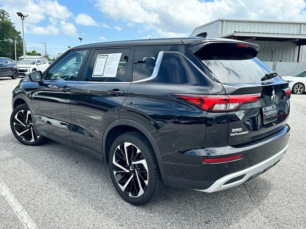 2024 Mitsubishi Outlander SE