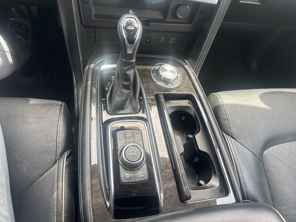 2024 INFINITI QX80 LUXE