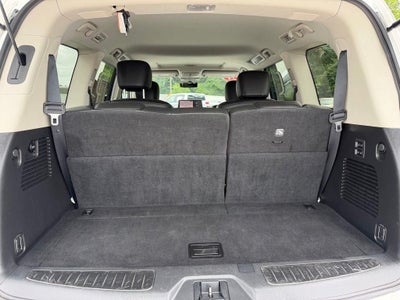 2024 INFINITI QX80 LUXE